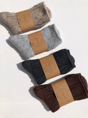 CABLE WOOL SOCKS: Light gray / M/L