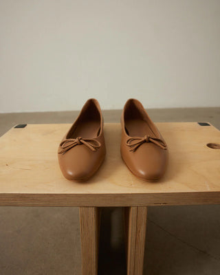 Flattered Bodil Leather Flat in Cognac