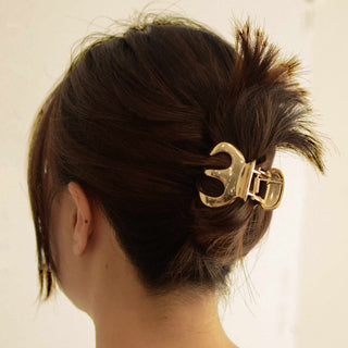 Nar'sha Metal Hair Claw Clip in Gold