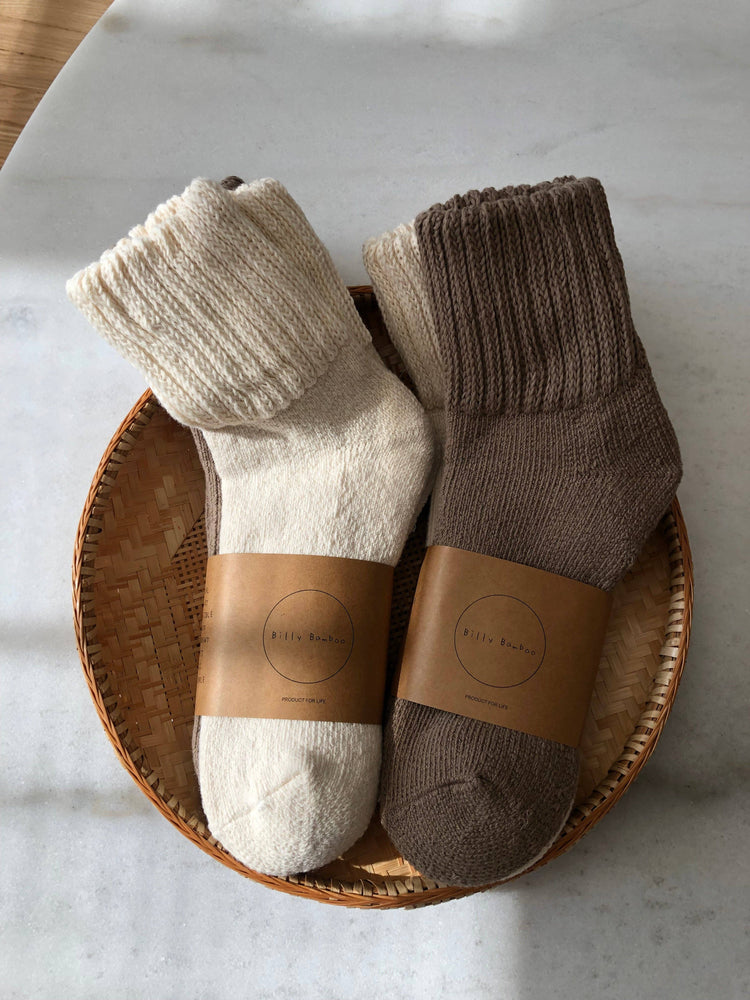 PACK OF TWO - SUPER TERRY ANKLE SOCKS: Cream & Brown / One size ( L/XL )