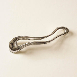 Nar'sha Long Metal Hair Claw Clip Silver