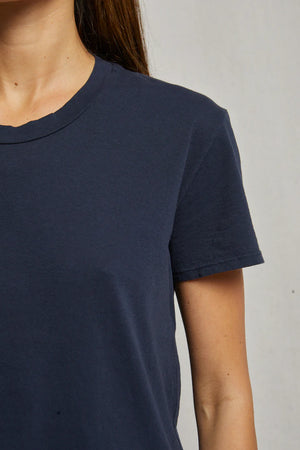 PerfectWhiteTee Harley Boxy Crew in Navy