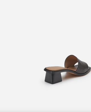 Flattered Jody Leather Sandal