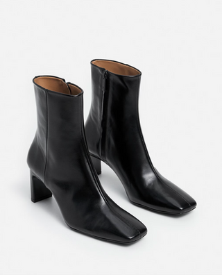 Flattered Moa Leather Boots