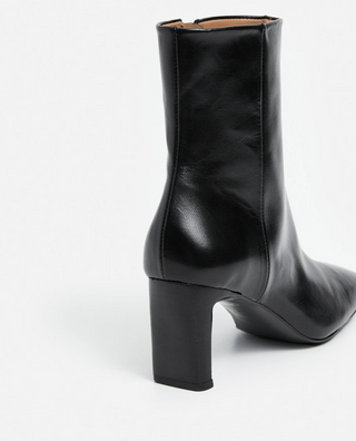 Flattered Moa Leather Boots