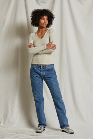 PerfectWhiteTee Whitney Long Sleeve Tee in Heather Oatmeal