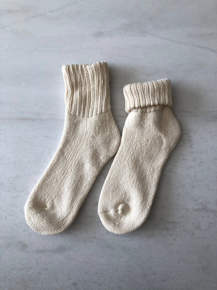 PACK OF TWO - SUPER TERRY ANKLE SOCKS: Cream & Brown / One size ( L/XL )